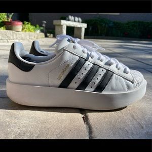 Adidas Superstar platform